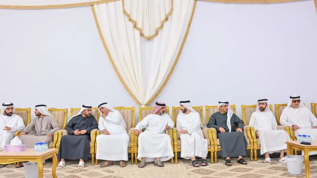 واجب العزاء.. عمار بن حميد يواسي أسرة الفقيد عبد العزيز محمد ماجد بآل مكتوم